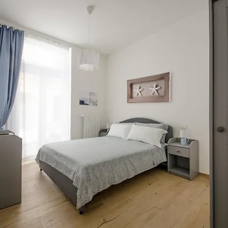 Casa Camilla شقة بيزارو
